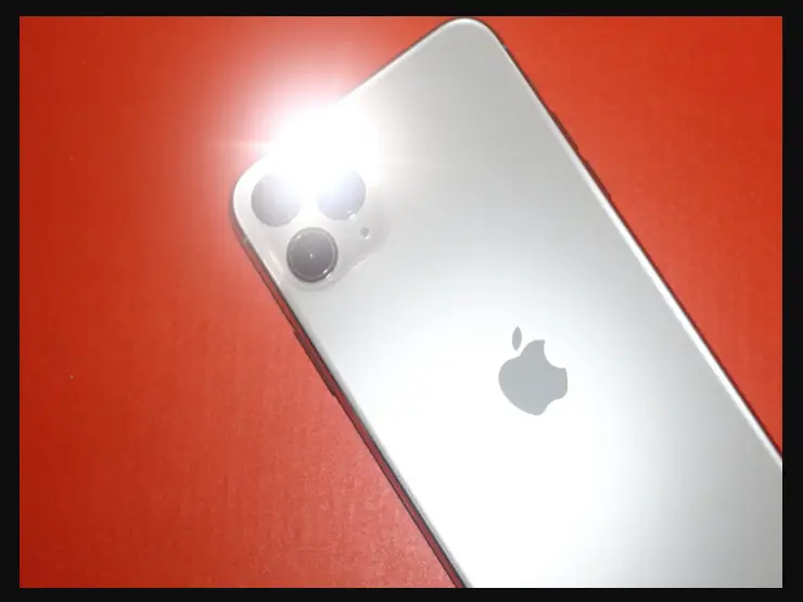 How Many Lumens Is an iPhone Flashlight 